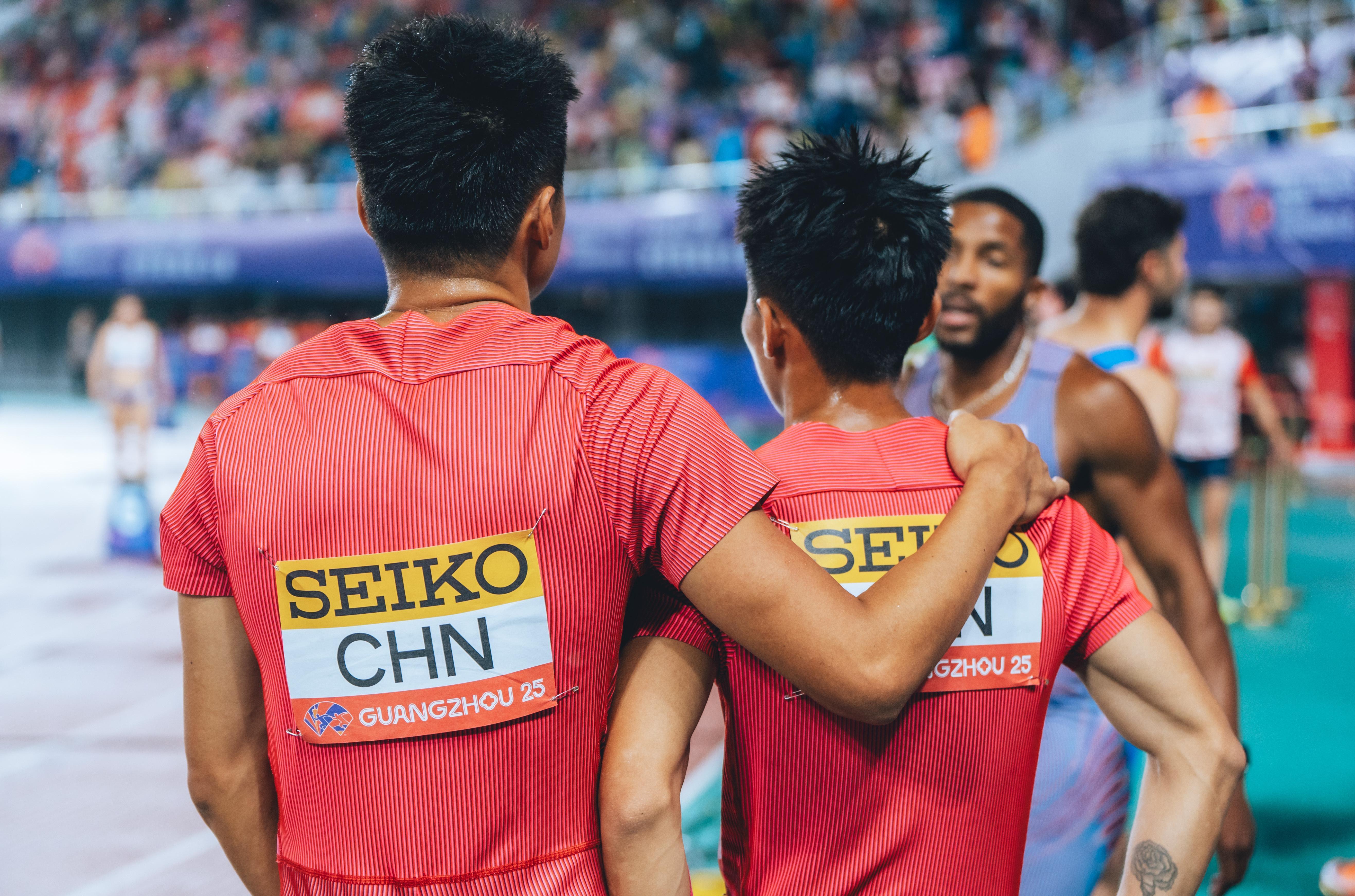 包含印尼队横扫丹麦队，桃田贤斗扛起全队的词条