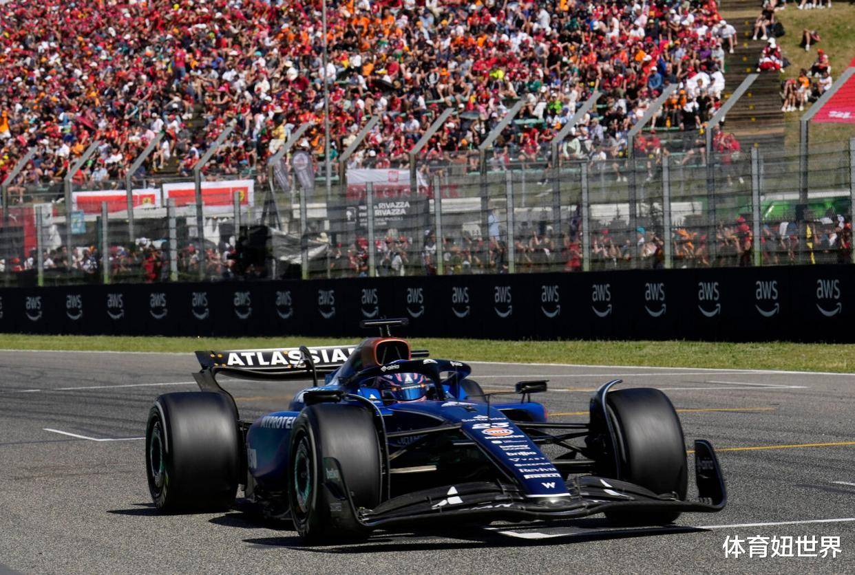 雷诺车队逆转哈斯车队，皮亚斯特里带队取胜