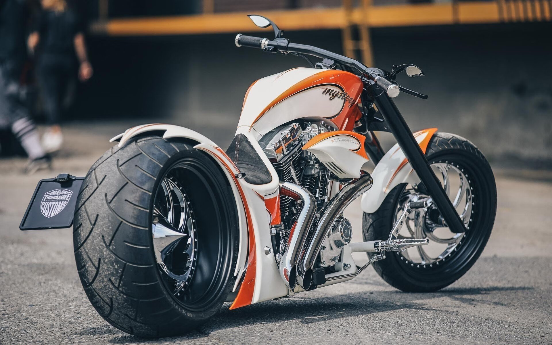 意甲焦点战之夜，绿茵场上的字母哥踢出了足球的教科书