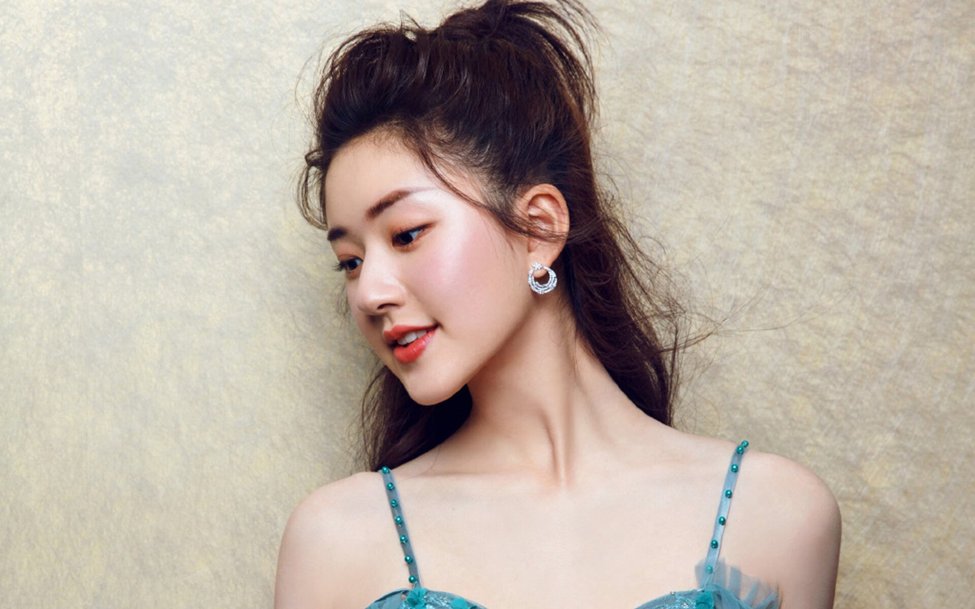 篮球的双面镜，国王的封锁与东契奇的接管